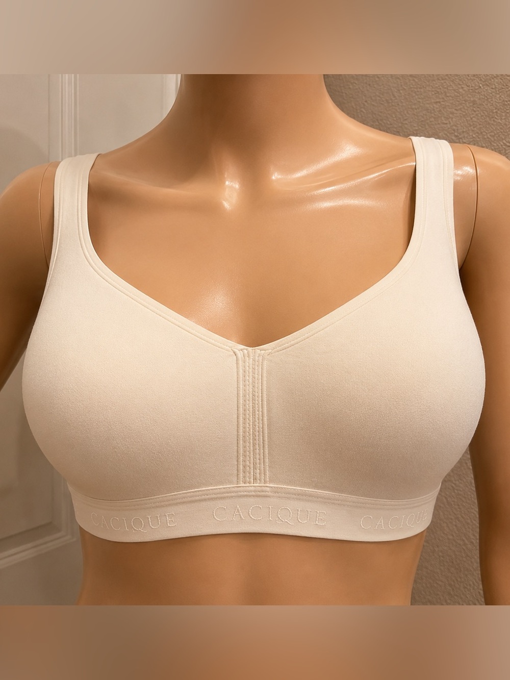 Cacique Cream Wireless Comfort Bra